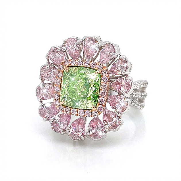 枕墊形綠黃彩鑽 3.00ct FLGISHY/SI1